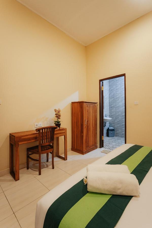 Bubu Canggu Guesthouse Exteriör bild