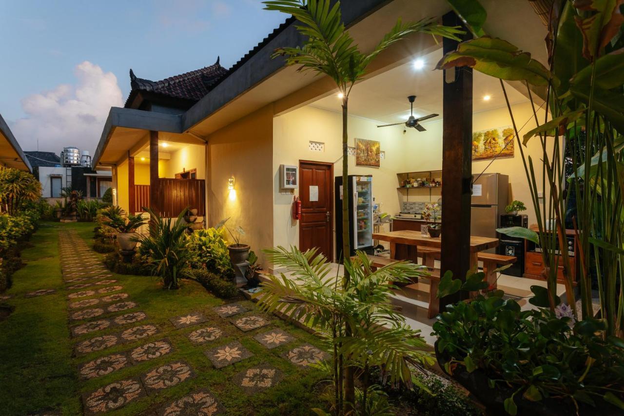 Bubu Canggu Guesthouse Exteriör bild