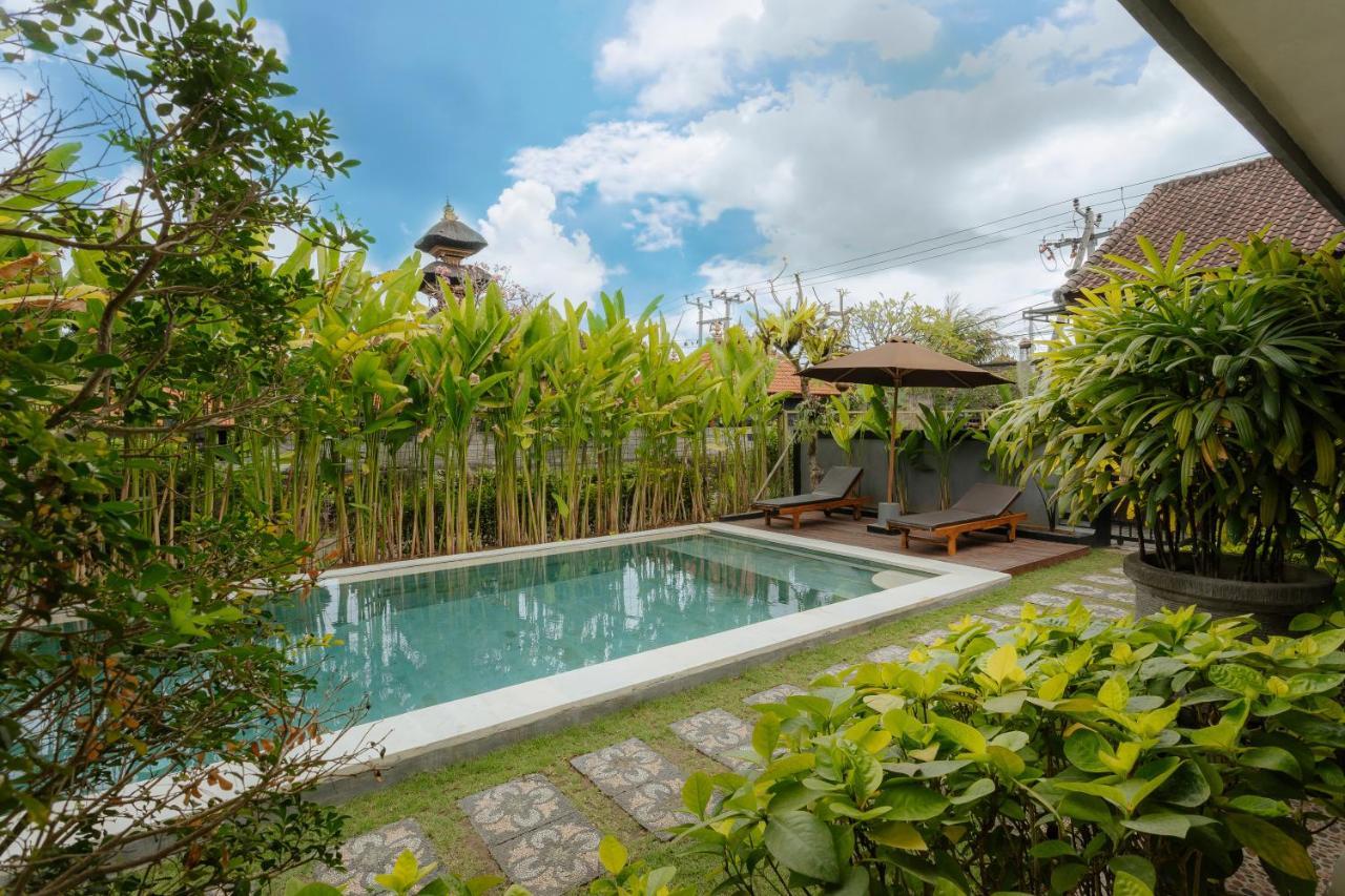 Bubu Canggu Guesthouse Exteriör bild